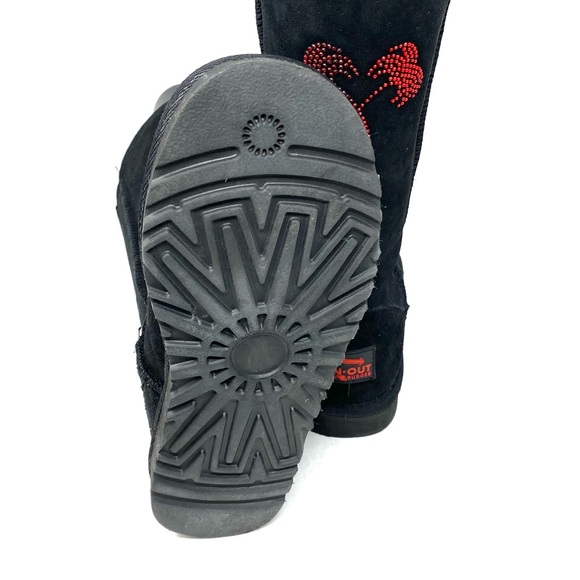 In-N-Out Boots - Picture 7 of 8